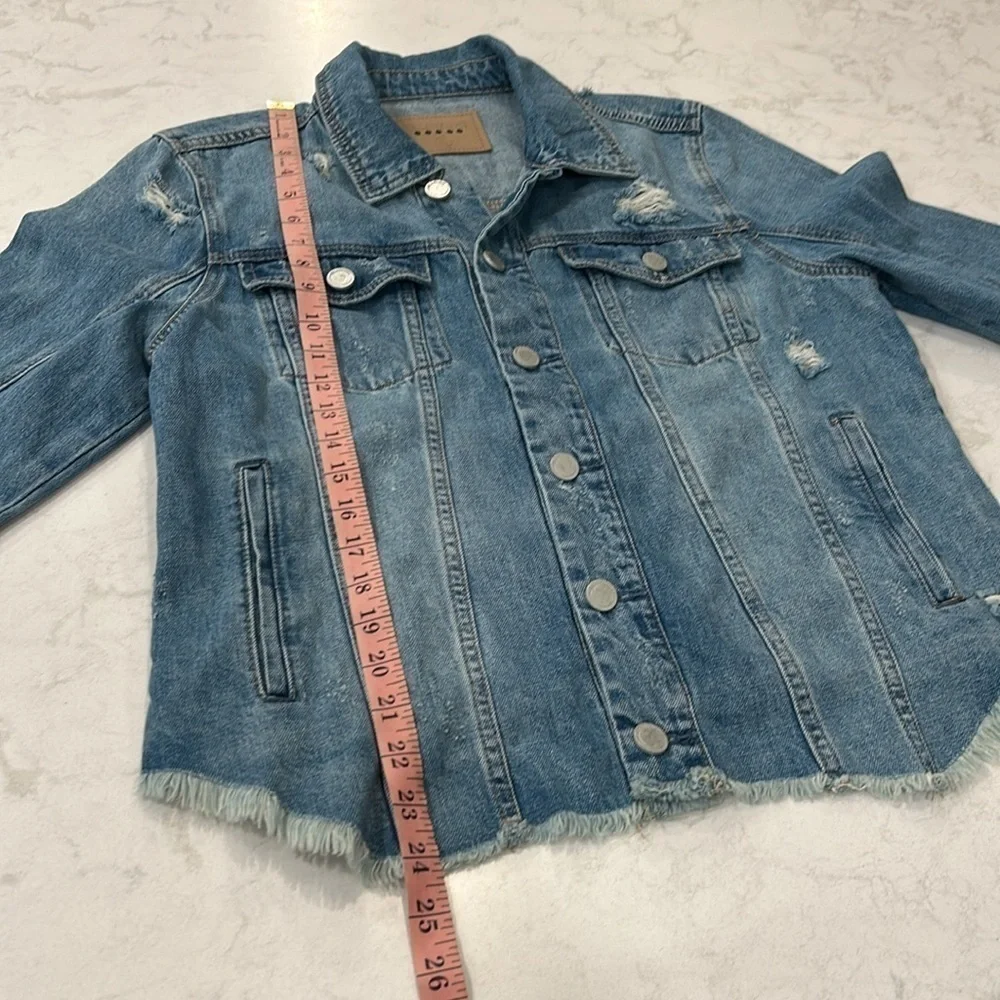 BLANKNYC Distressed Light Wash Denim Jacket Size Large NWT